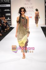 Model walk the ramp for Babita Malkani show at Lakme Fashion Week 2011 Day 3 in Grand Hyatt, Mumbai on 13th March 2011 (48).JPG